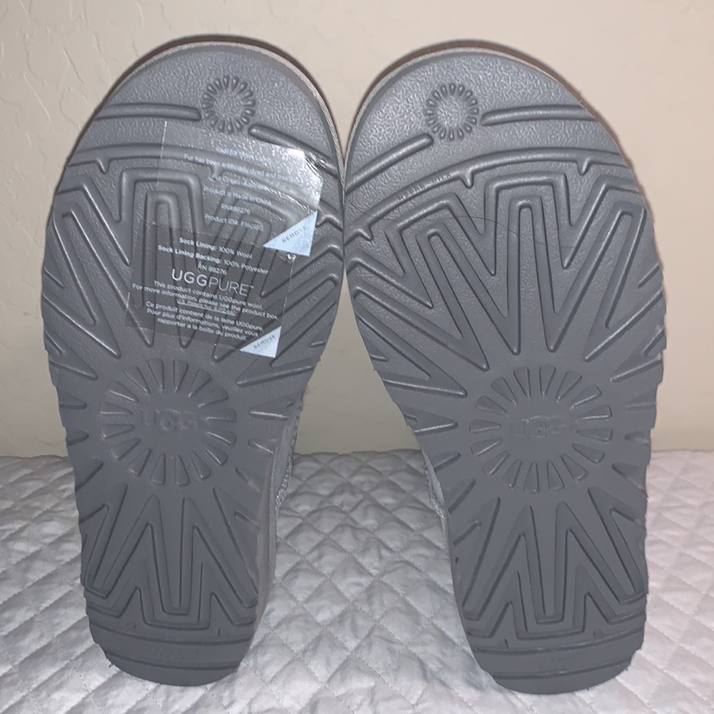 UGG SIZE 6 BRAND NEW IN BOX AZALEA CHARM GORGEOUS BOOTS - Picture 8 of 15